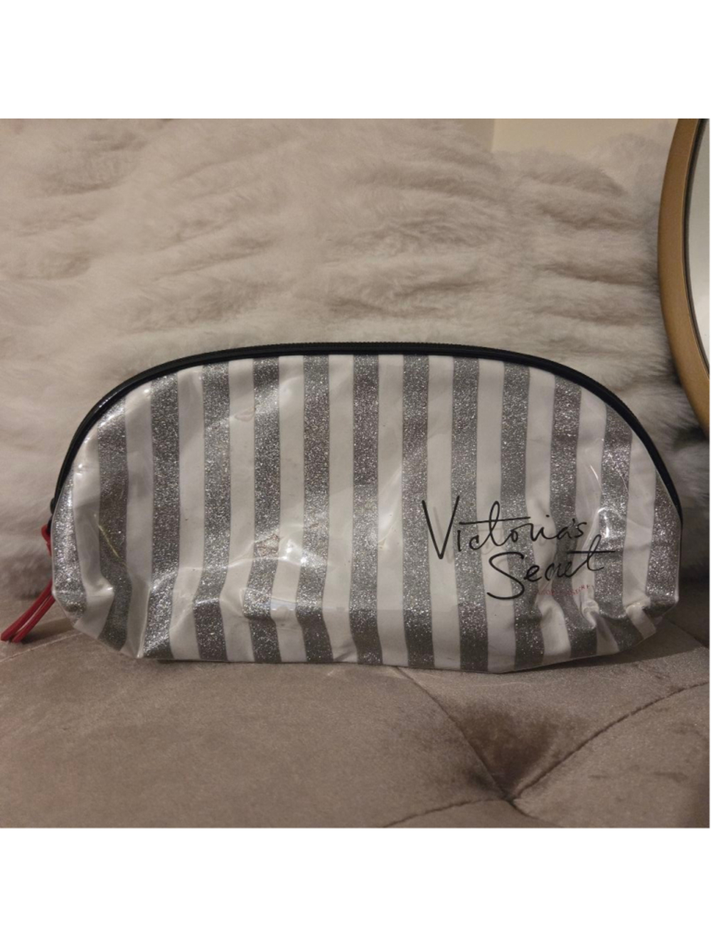 Women's Victoria's Secret Cosmetic Bag One Size Silver White Striped